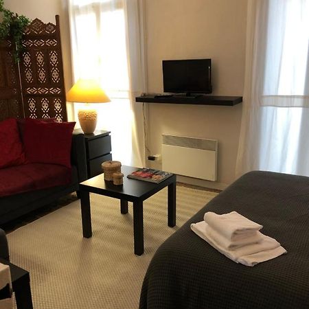 Appartement Les arceaux de Montpellier Extérieur photo